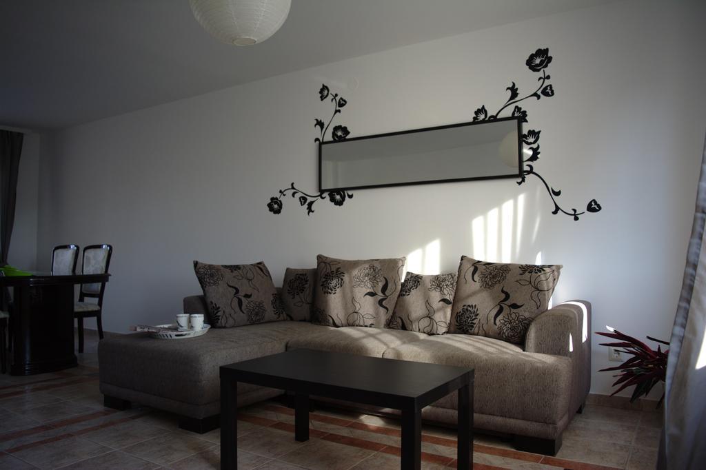 Apartments Place4You Bjelovar Eksteriør bilde