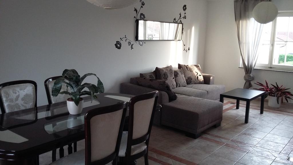Apartments Place4You Bjelovar Eksteriør bilde